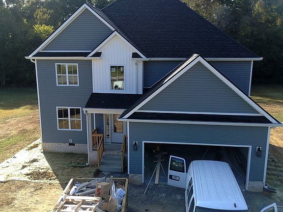 3rd image of 1140 Indian Creek Rd