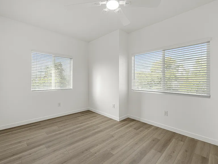 5006 La Dorna St #1 — Photo 5
