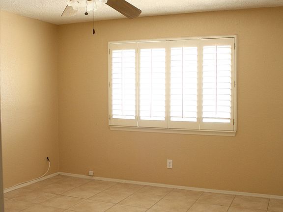 5th image of 10737 Fort Worth St