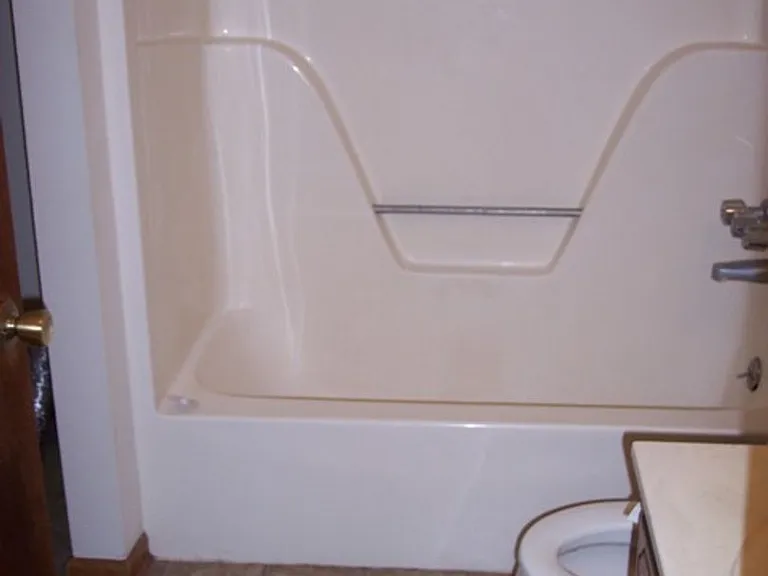 807 Foster Ln — Photo 5
