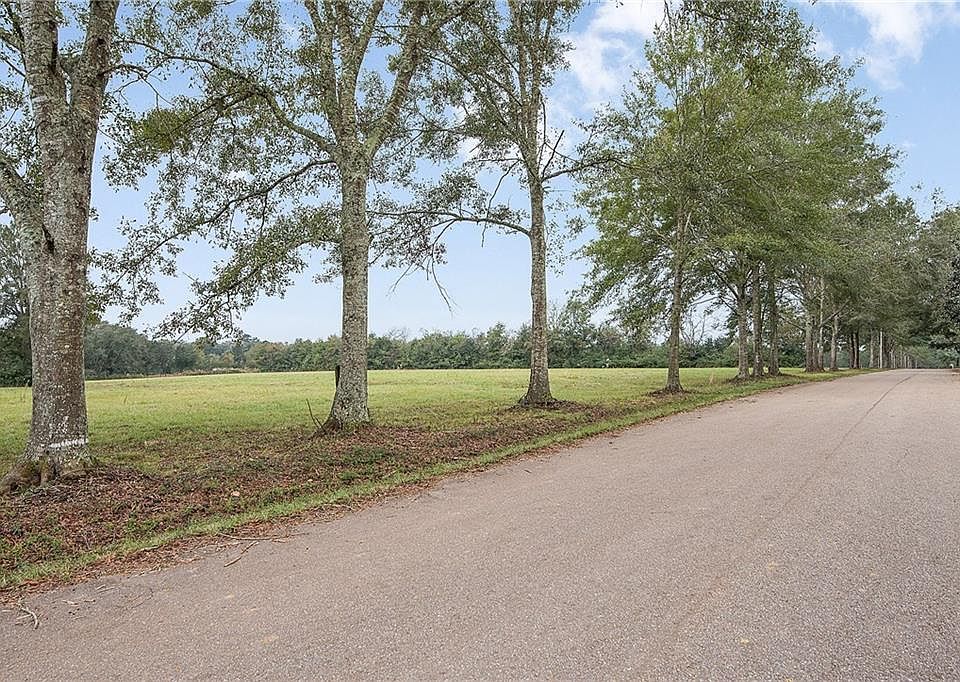 1st image of Quaglino Rd