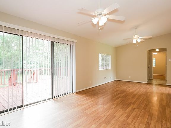 2nd image of 32218A Shady Dr