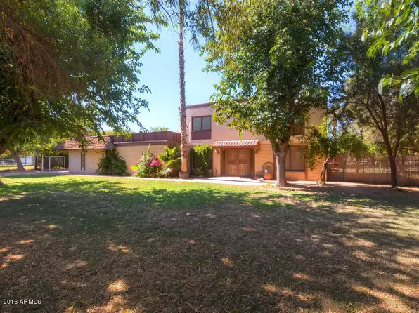 4704 W Acoma Dr, Glendale, AZ 85306