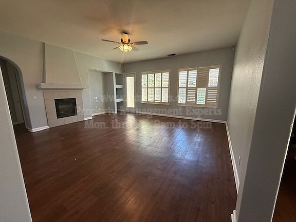 2nd image of 3420 Tenaya Ln