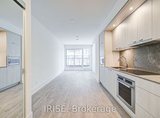 115 Denison Ave #302, Toronto, ON M5T 0E6