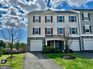 2874 Chinkapin Oak Ln, Woodbridge, VA 22191