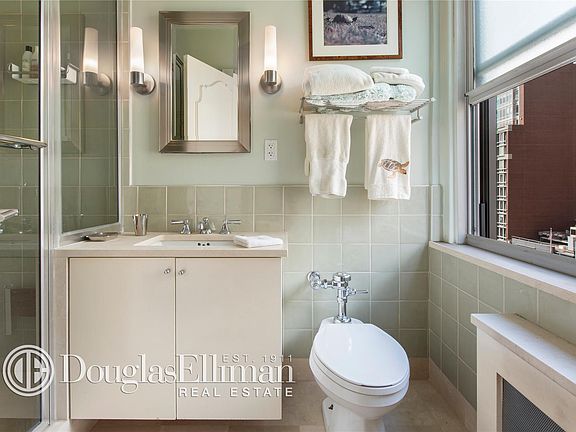 5th image of 67 Park Ave #12B