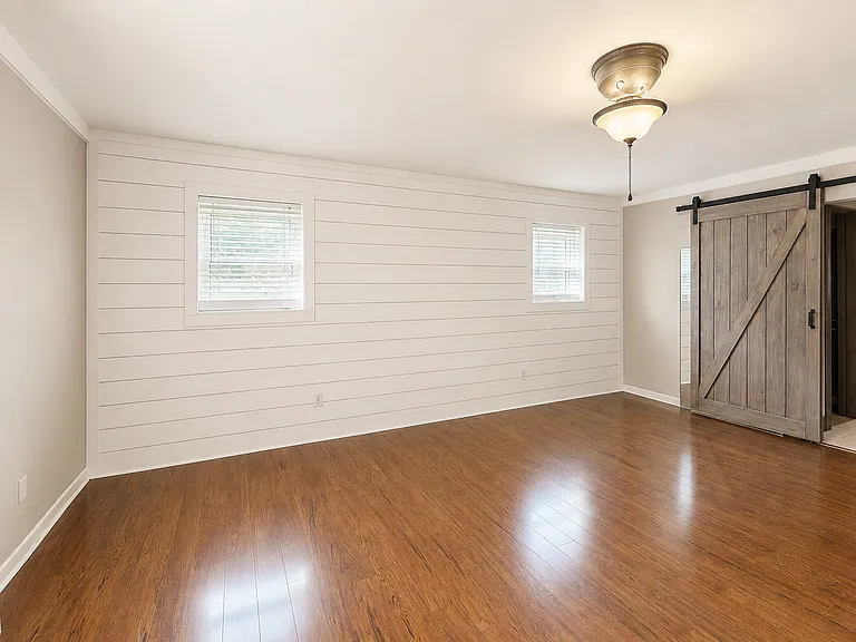 1108 Buckhall Rd — Photo 23
