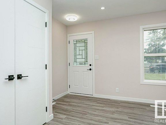 3rd image of 13027 90th St NW