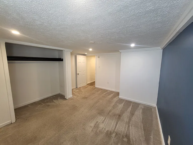 331 Amber St — Photo 24