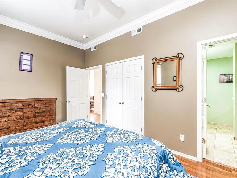 4496 Maryland Ave #1C — Photo 14