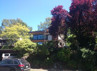 1026 Summit Ave E, Seattle, WA 98102