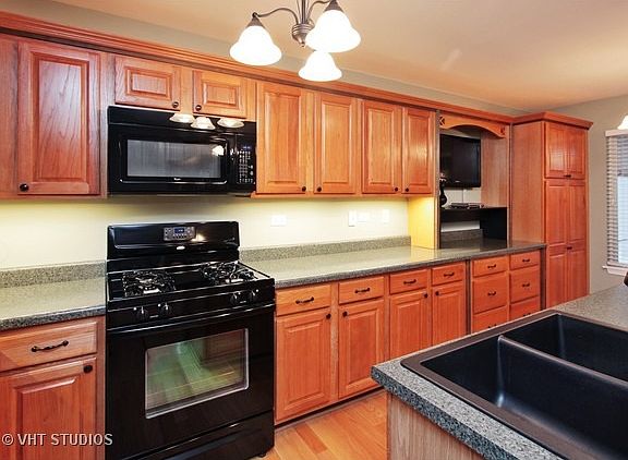 4th image of 7447 Korbel Dr