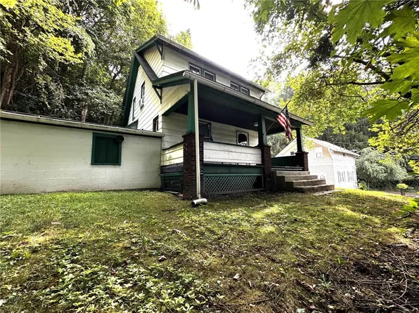 204 W Clayton St, New Castle, PA 16102