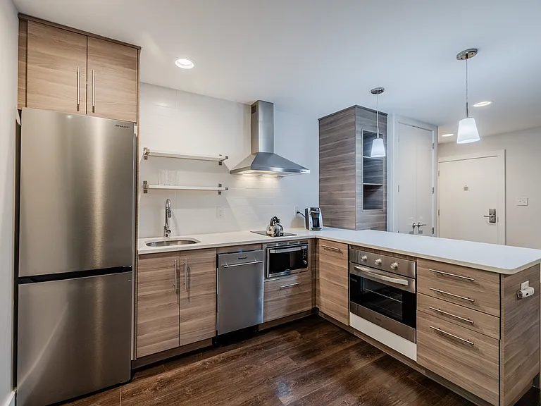 TRELLIS University Hill Apartments — Photo 7