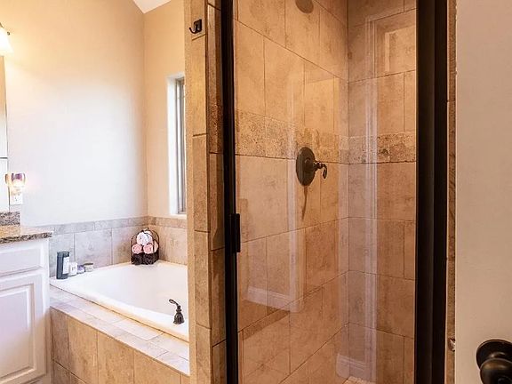 5th image of 7538 Salerno Ct