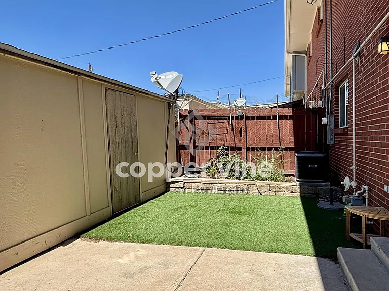 8748 Mariposa St — Photo 19