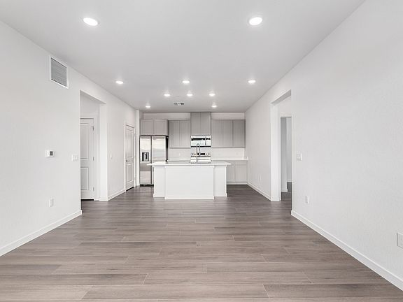 5th image of 6153 N Ceylon St Building 308-3