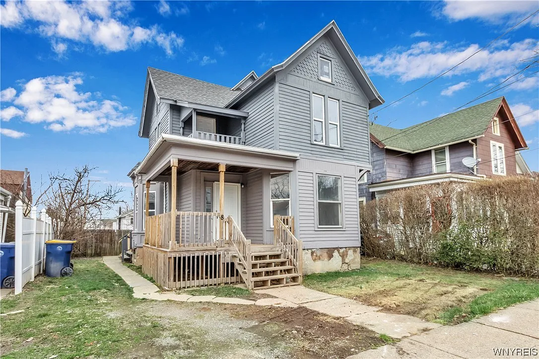 8 Elmwood Ave photo 1