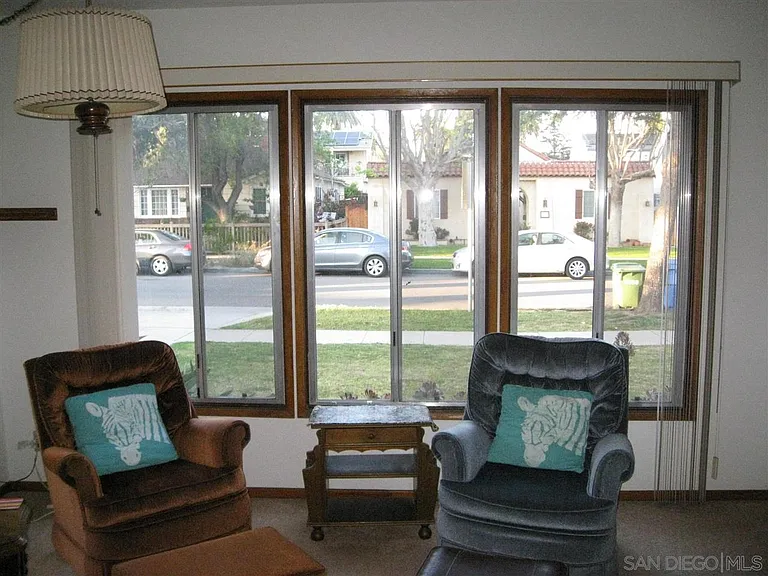 4211 Lafayette Pl — Photo 18
