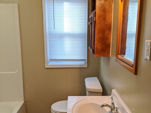 5th image of 3705 English Ave