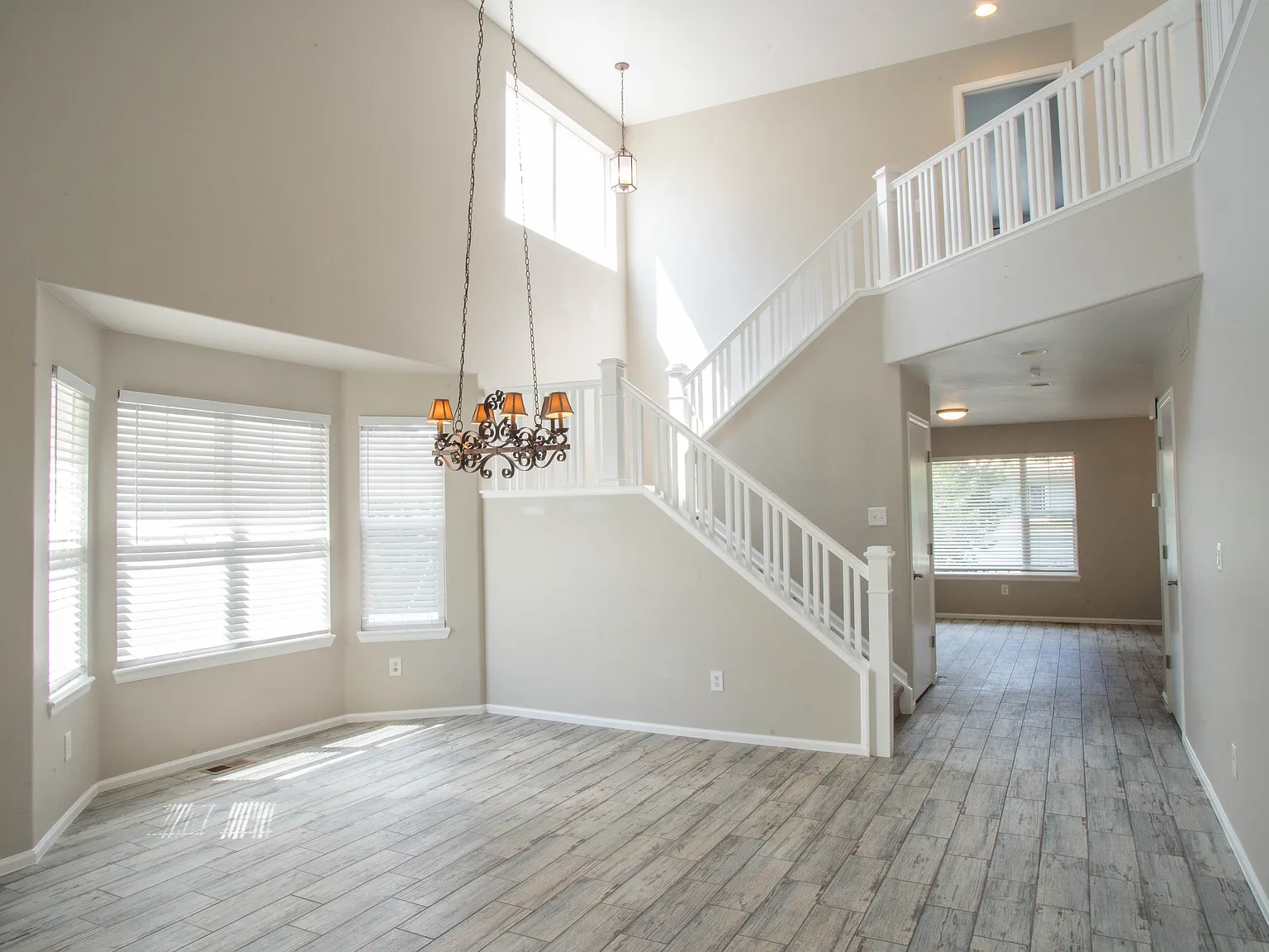 4127 Blacktail Ct — Photo 1
