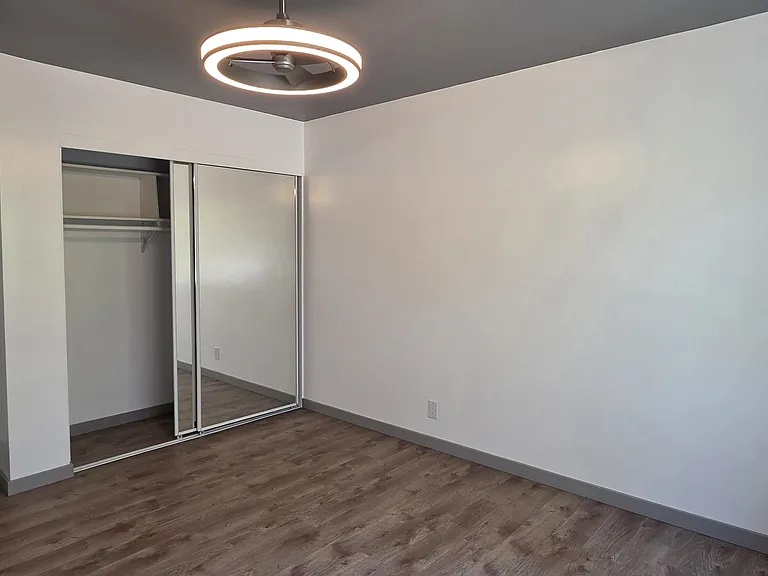 Seven Cedars Pl — Photo 3