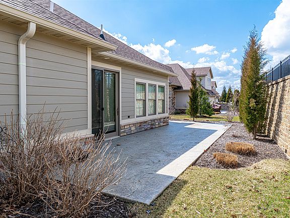 3rd image of 1717 Linkside Dr