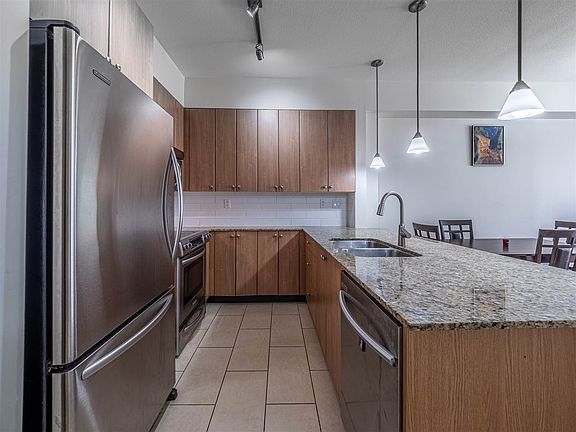 5th image of 275 Ross Dr #208