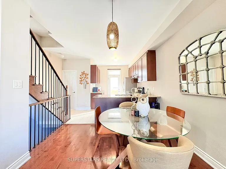 137A Finch Ave E — Photo 5