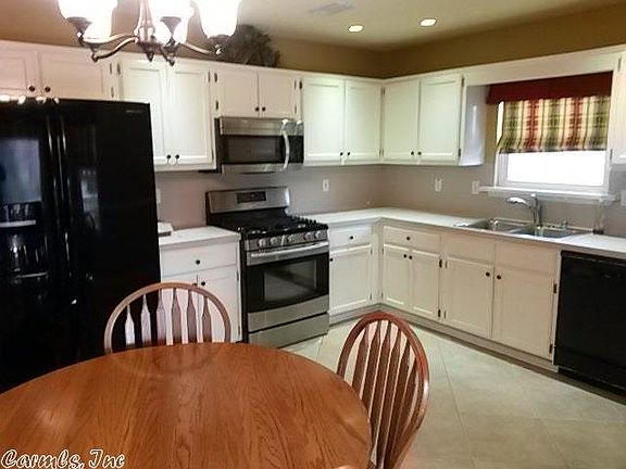 5th image of 10807 Chestnut Dr