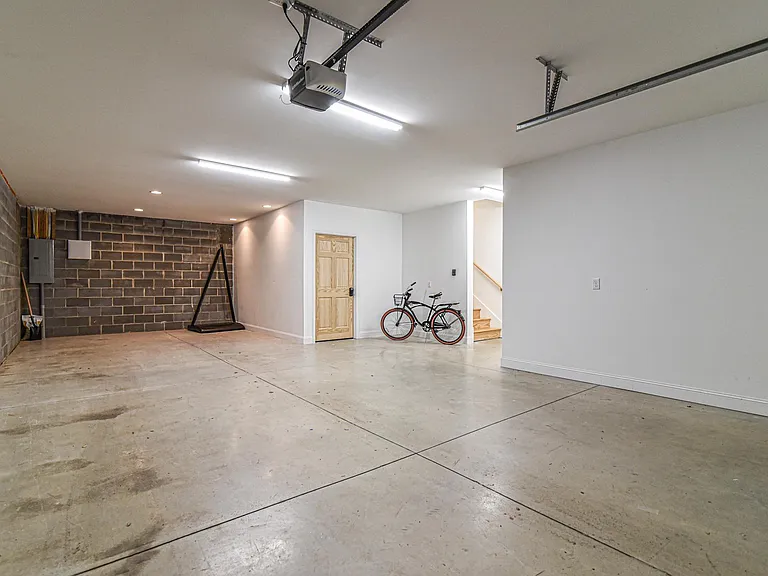 N Skyloft Dr — Photo 20