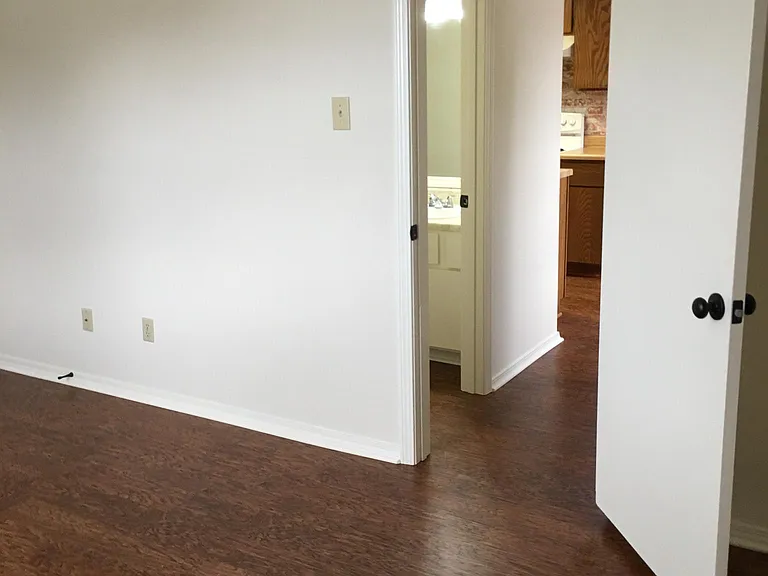 2100 Louisville St #C — Photo 3