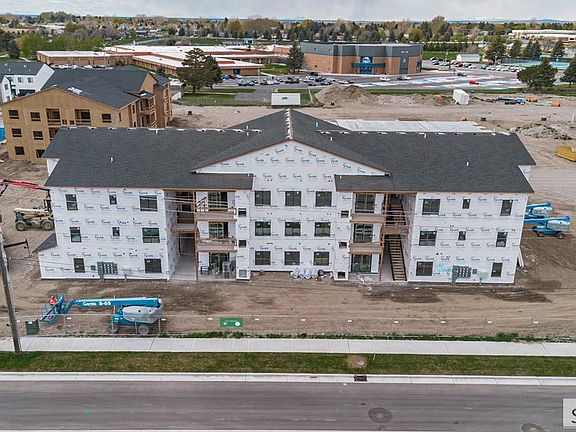 5th image of 1142-202 S Skyline Dr