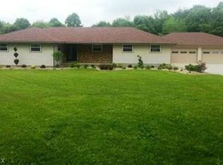 2388 Stewart Rd, Lowellville, OH 44436