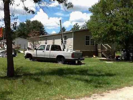 2nd image of 977 Meadowfield Rd