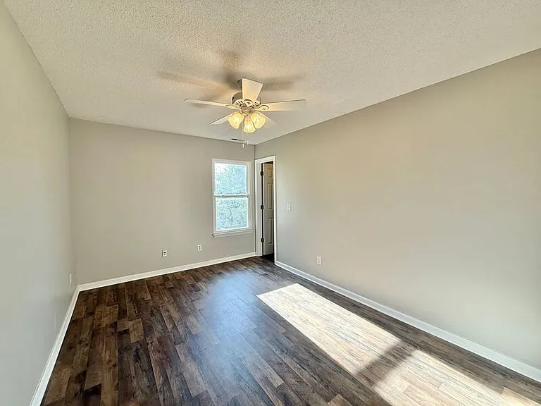 301 Siena Dr — Photo 25