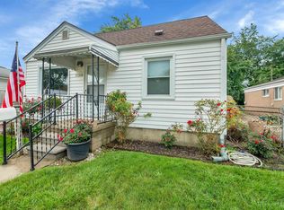 17308 Martin Rd, Roseville, MI 48066