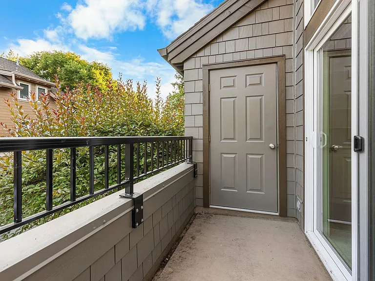10267 NW Alder Grove Ln — Photo 20