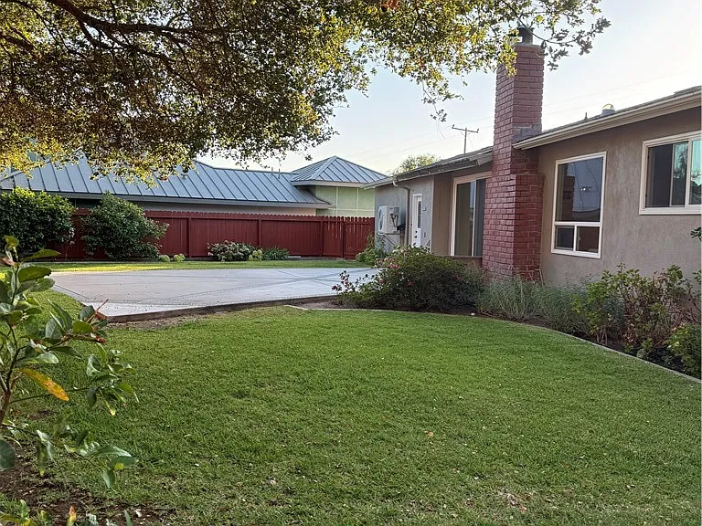 720 Circle Dr — Photo 21