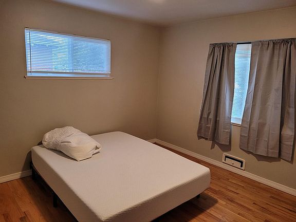 Upstairs bedroom