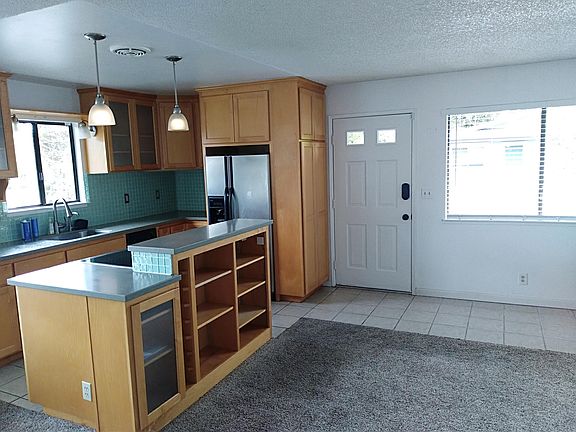 3rd image of 1133 Callas Ln APT 4