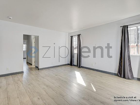3rd image of 1104 W 67th St