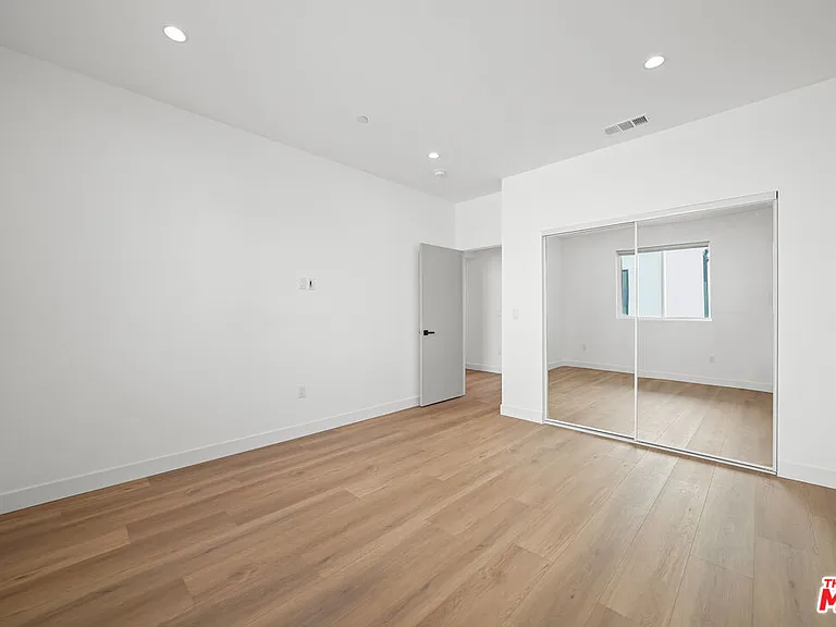13694 Erwin St #A — Photo 19