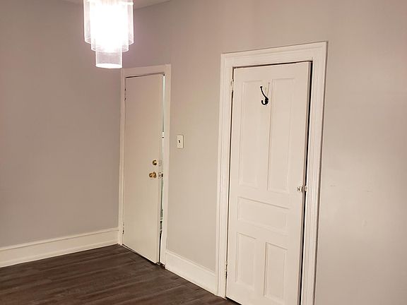 2nd image of 5336 Vine St Floor 2