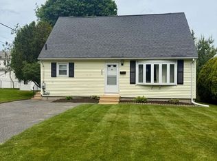 28 Ladybank Rd, Worcester, MA 01606