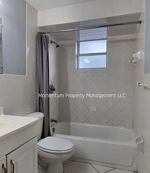 1708 E Genesee St — Photo 8