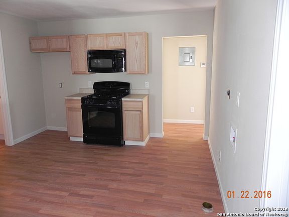 5th image of 1506 SW 19th St