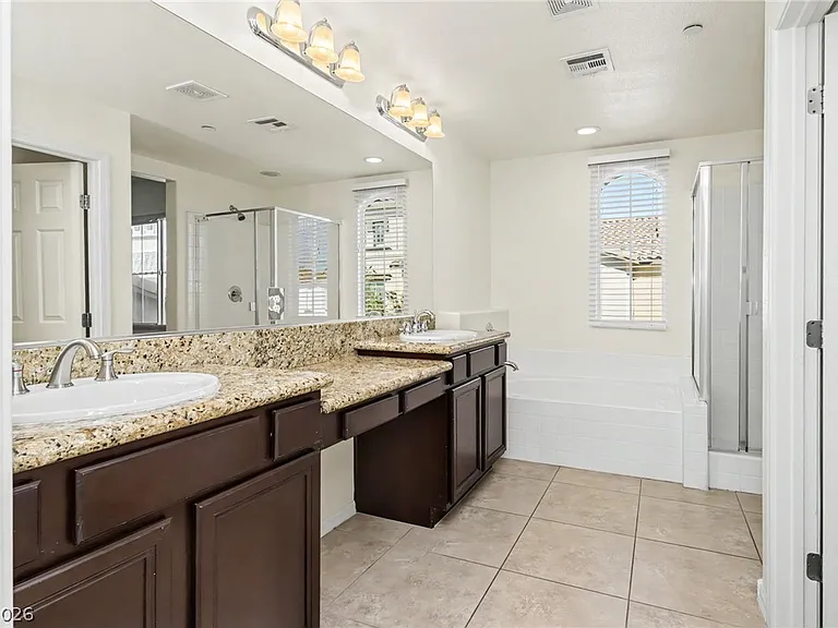 11368 Belmont Lake Dr #102 — Photo 27