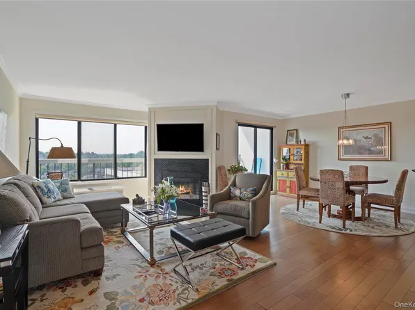 500 High Point #PH6, Hartsdale, NY 10530